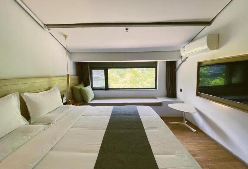 Fotos del hotel Travelling With Hotel Chengdu Wide And Narrow Alley:  23