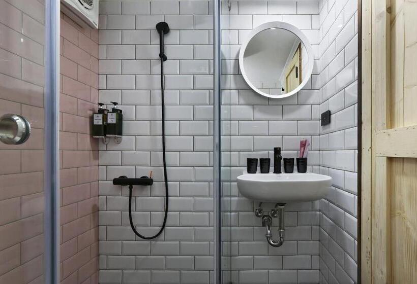 Fotos del hotel Mini S:  8