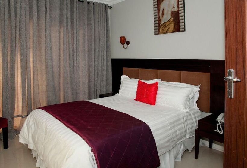 Fotos del hotel Nomads Court Lodge:  2