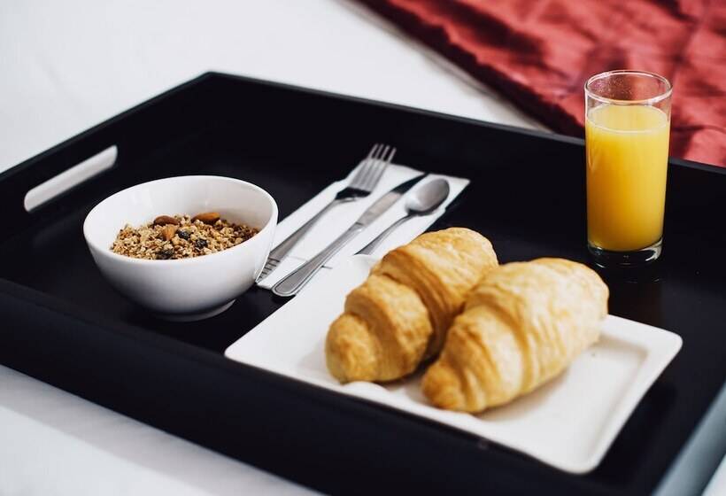 Fotos del hotel Nomads Court Lodge:  3