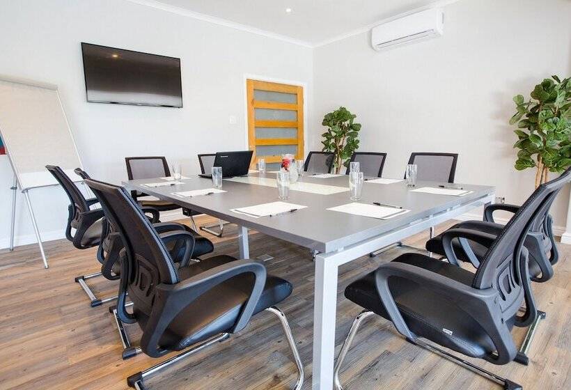 Fotos del hotel New National Hotel And Conference:  11