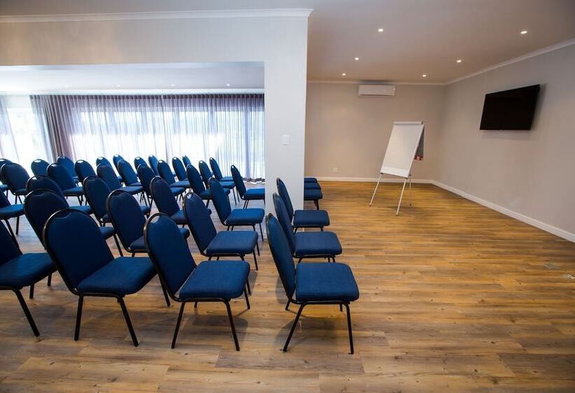 Fotos del hotel New National Hotel And Conference:  5