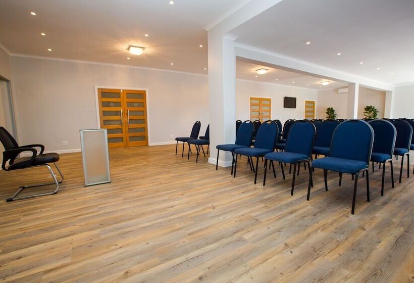 Fotos del hotel New National Hotel And Conference:  24