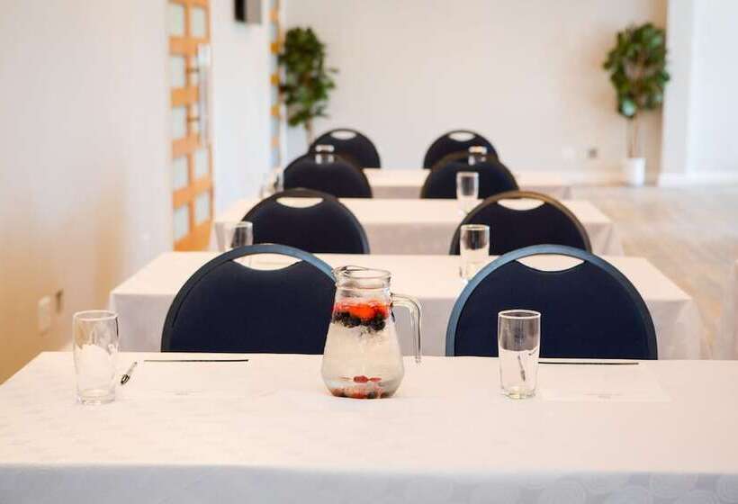 Fotos del hotel New National Hotel And Conference:  22