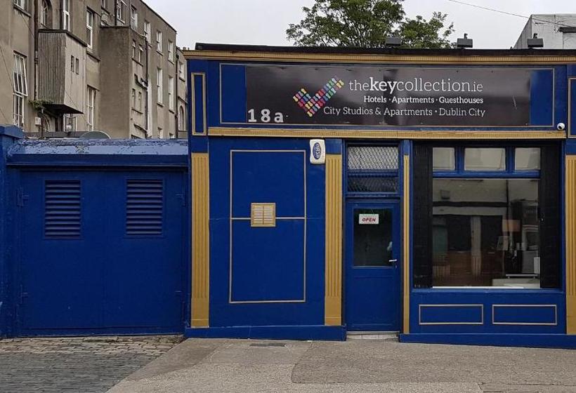 Fotos del hotel City Studios & Apartments:  2