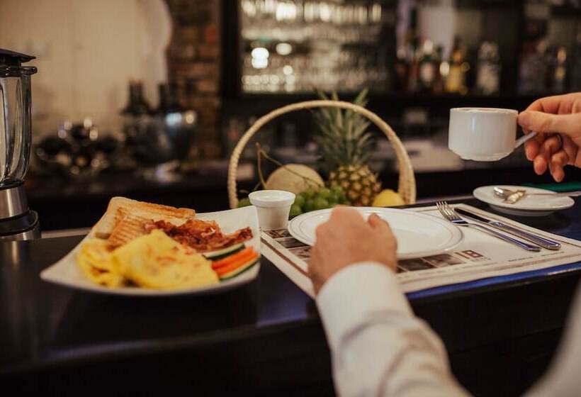 Fotos del hotel 18arts:  3