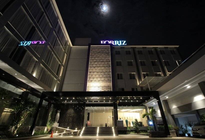 Fotos del hotel Forriz Hotel Yogyakarta:  1
