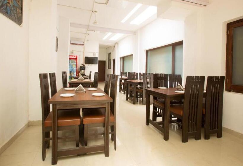 Fotos del hotel Treebo Trend Dee Intercontinental:  8