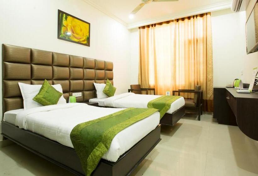 Treebo Trend Dee Intercontinental