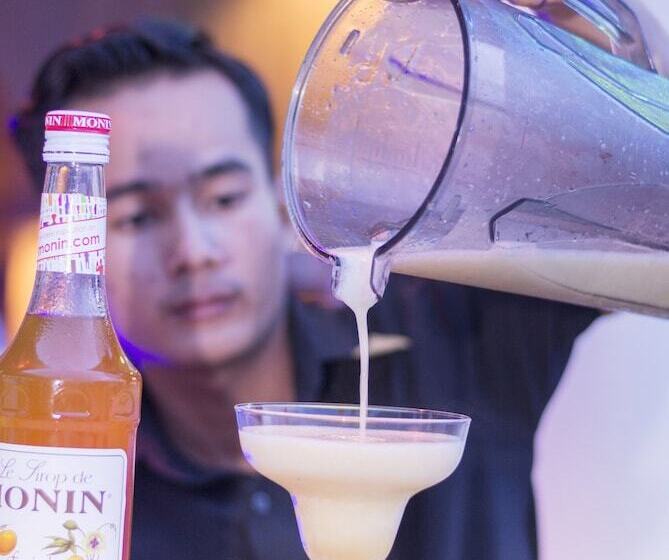 Fotos del hotel Phnom Penh Era:  12