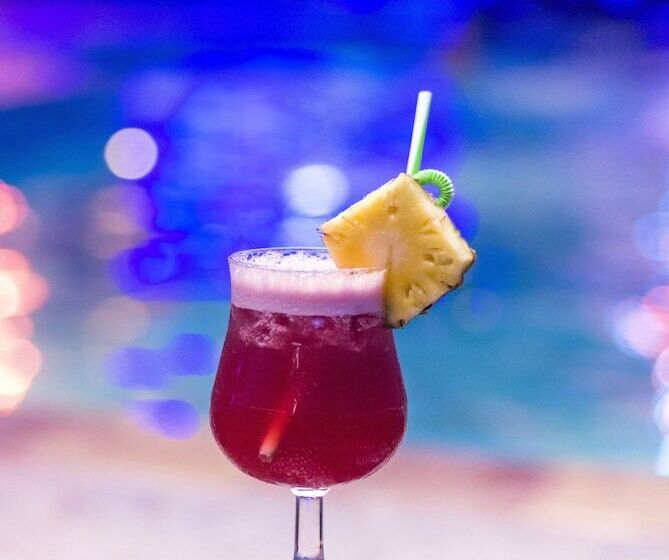 Fotos del hotel Phnom Penh Era:  6