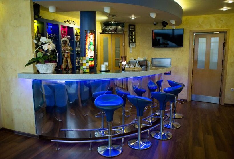 Fotos del hotel Classic:  3