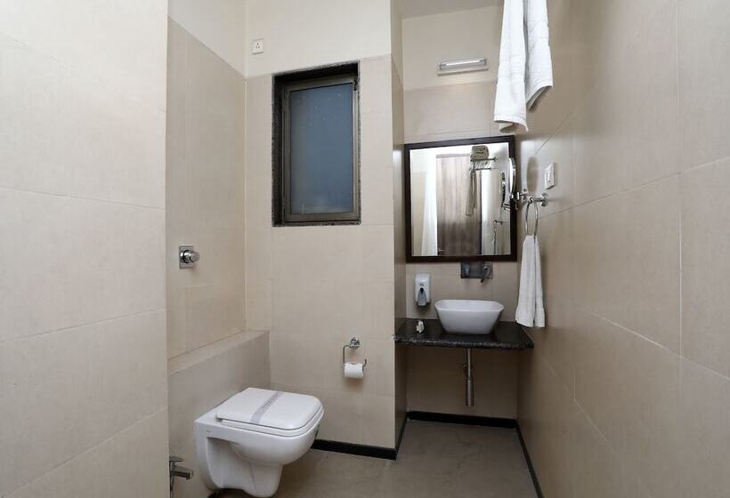 Fotos del hotel Capital O 3831 Jade Inn:  2