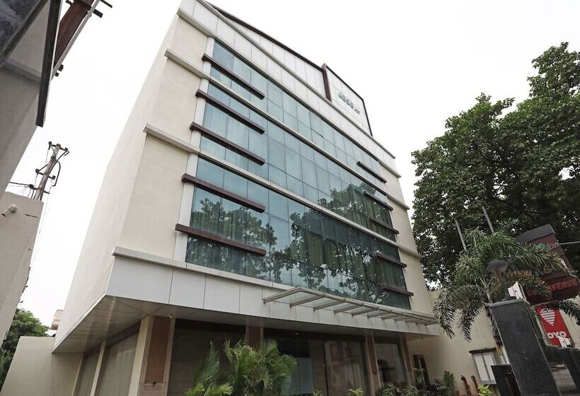 Capital O 3831 Jade Inn