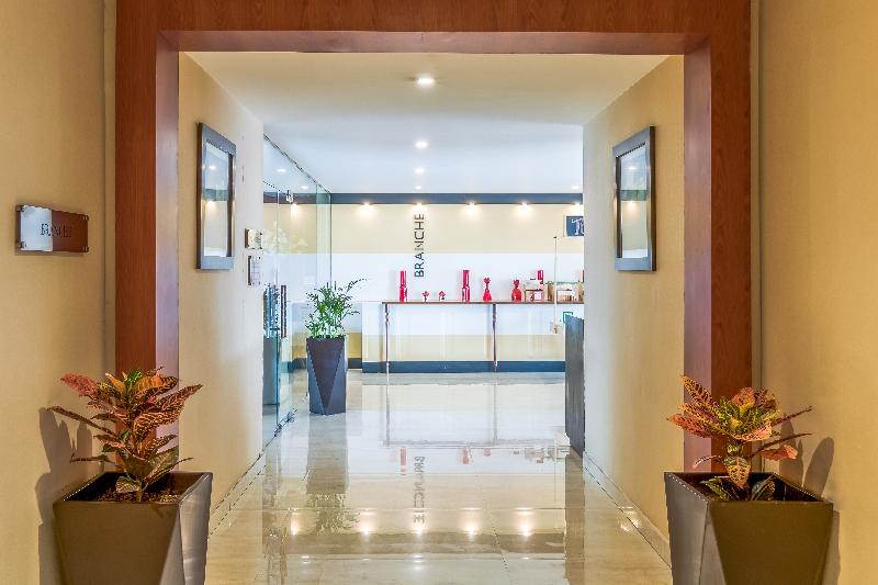 Fotos del hotel Golden Tulip Suites Gurgaon:  13