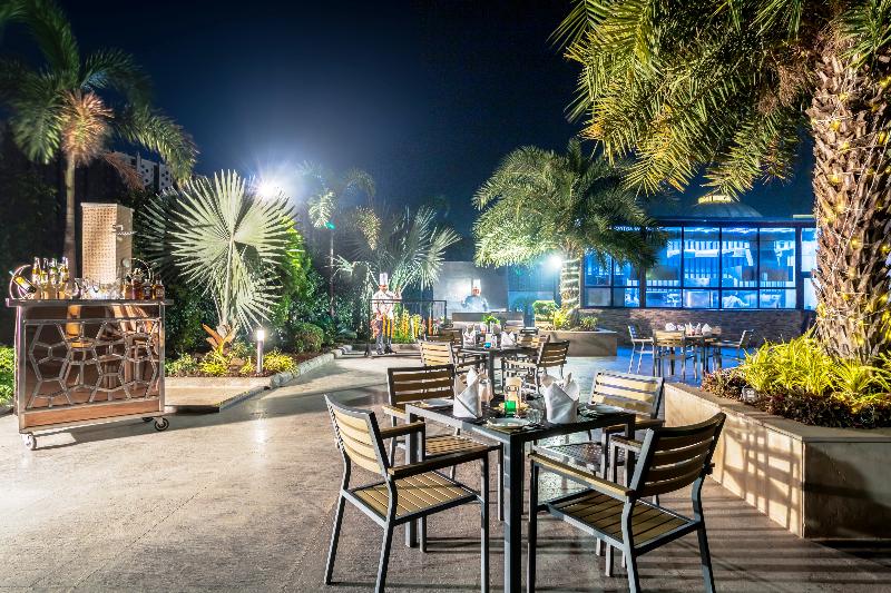 Fotos del hotel Golden Tulip Suites Gurgaon:  16