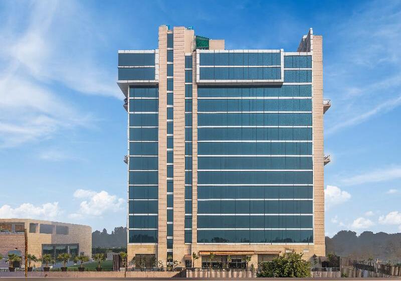 Fotos del hotel Golden Tulip Suites Gurgaon:  20