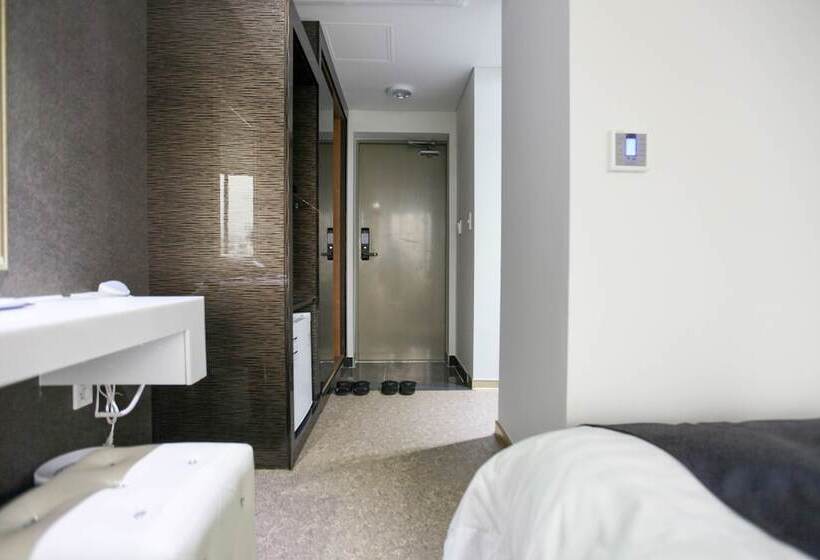 Fotos del hotel Eins:  22