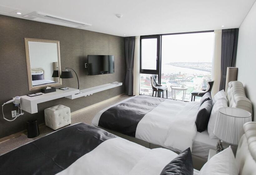 Fotos del hotel Eins:  16