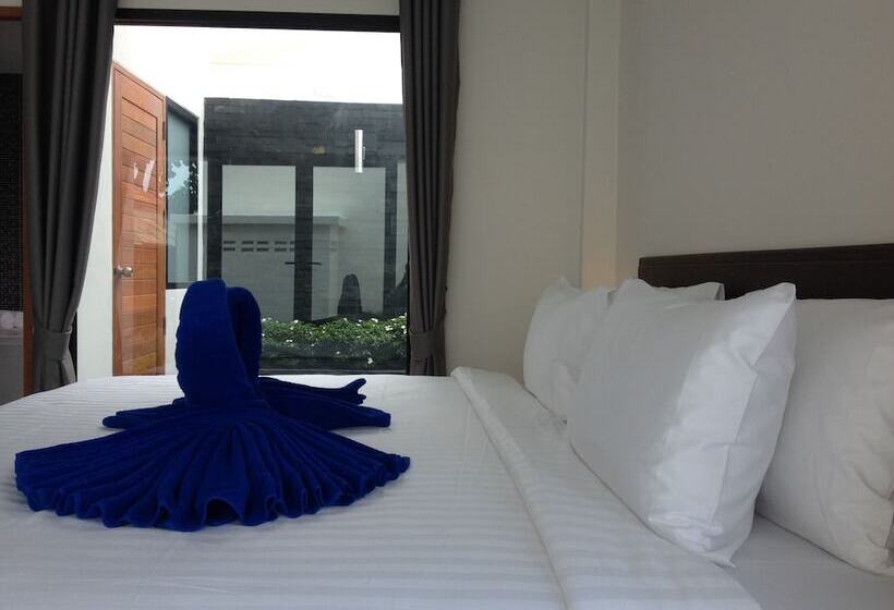 Fotos del hotel Limelight Village:  15