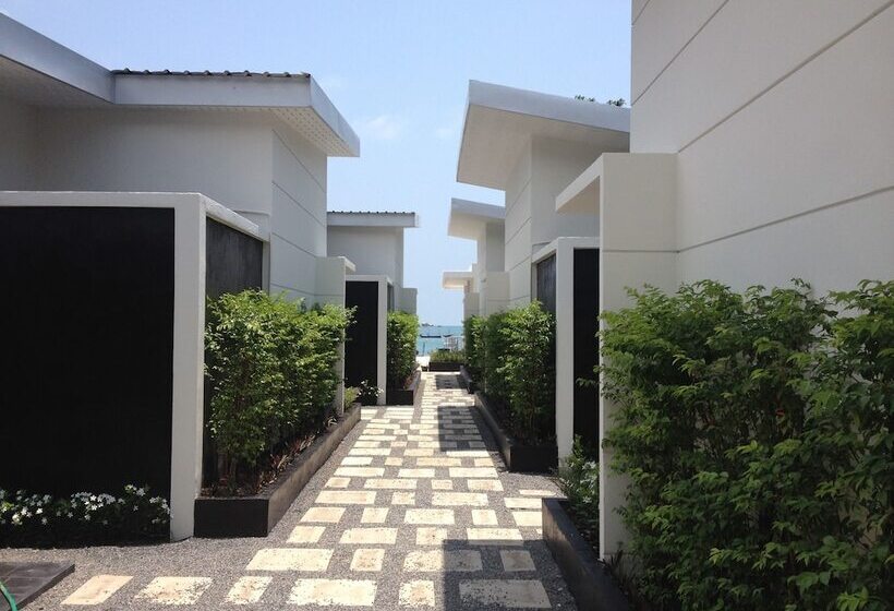 Fotos del hotel Limelight Village:  17