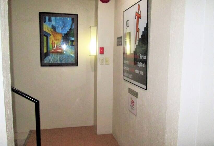 Fotos del hotel Stonestown Suites:  13