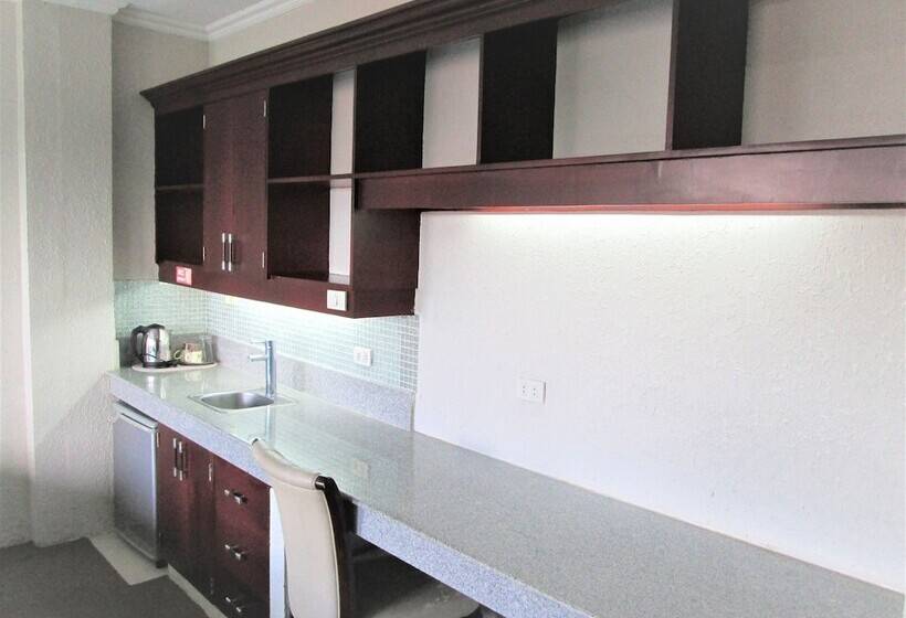 Fotos del hotel Stonestown Suites:  6