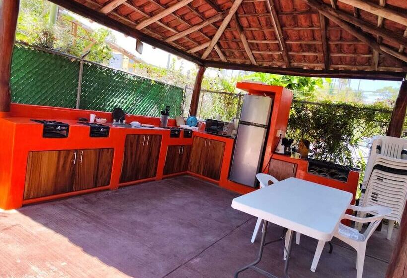 Fotos del hotel J.B Hotel:  20