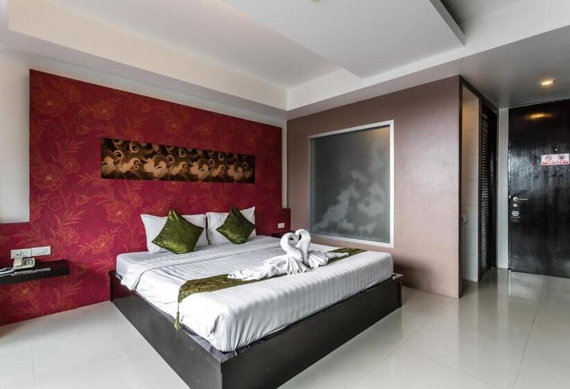 Fotos del hotel At Patong:  19