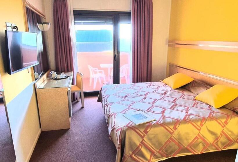 Fotos del hotel Antares:  6