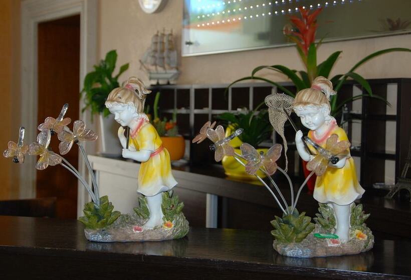 Fotos del hotel Gega:  6