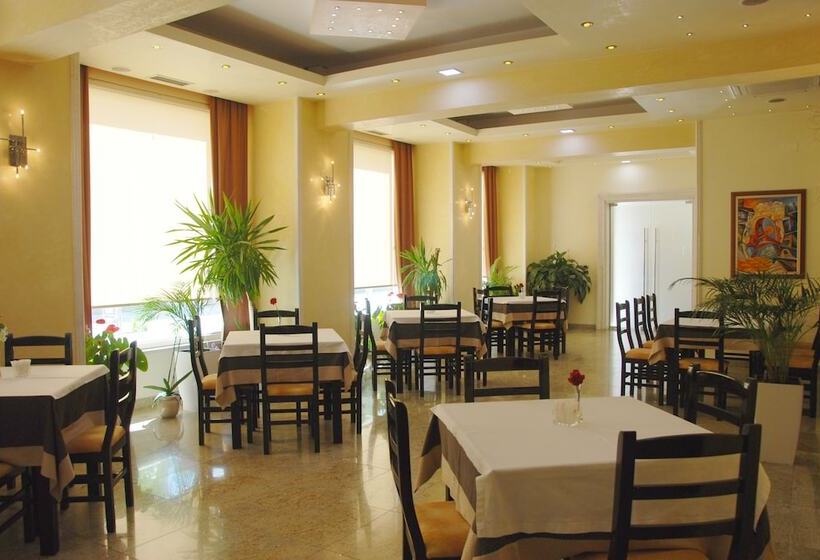 Fotos del hotel Gega:  3