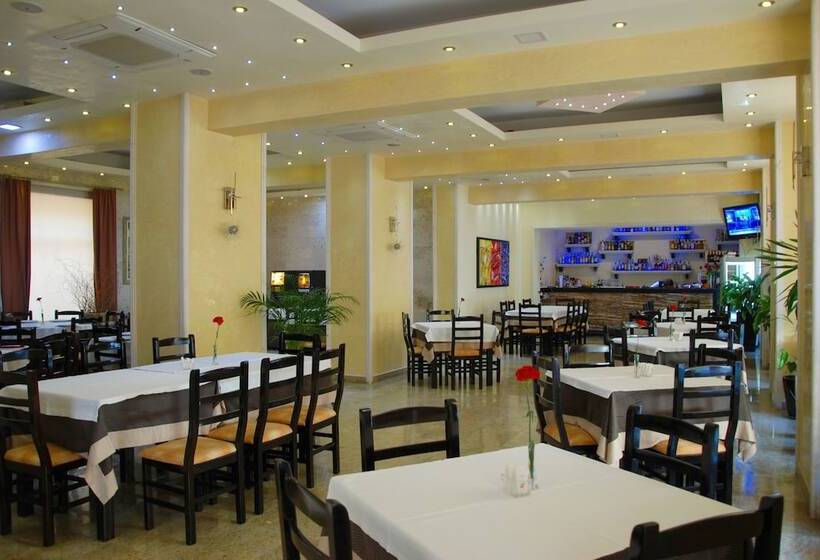 Fotos del hotel Gega:  19