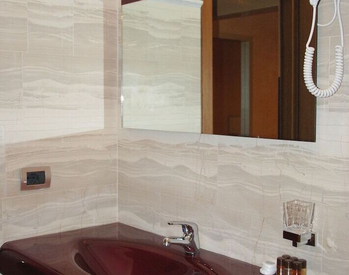 Fotos del hotel Gega:  14