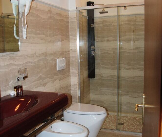 Fotos del hotel Gega:  9