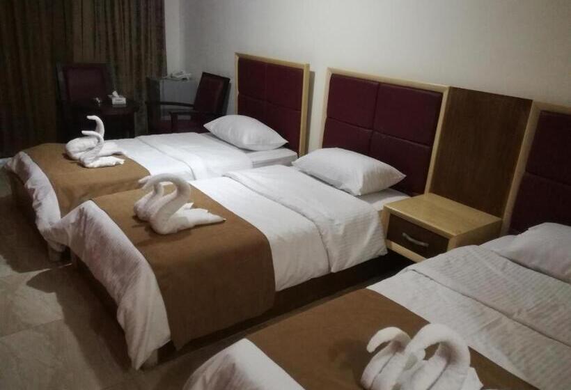 Fotos del hotel Yacht:  9