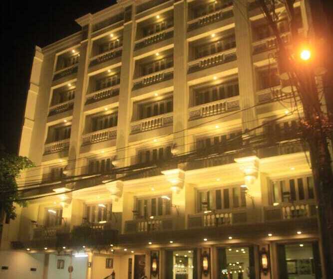 Herald Suites Polaris