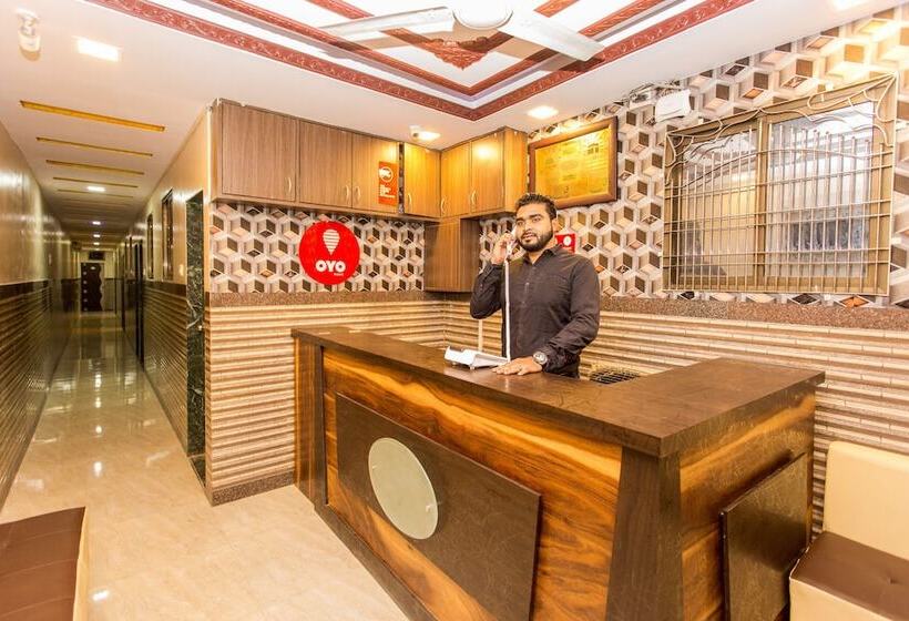 Fotos del hotel Oyo 7062 Amana Suites:  13