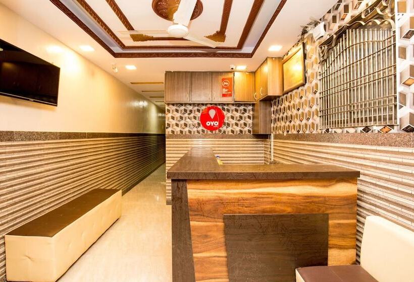 Fotos del hotel Oyo 7062 Amana Suites:  12