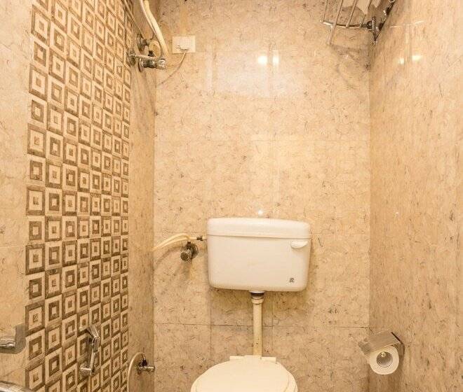 Fotos del hotel Oyo 7062 Amana Suites:  9