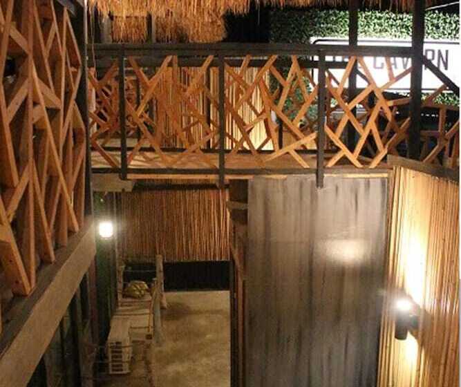 Fotos del hotel The Cavern Pod  & Specialty Café  Hostel:  3