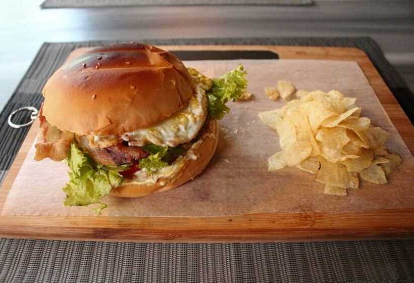 Fotos del hotel The Cavern Pod  & Specialty Café  Hostel:  7