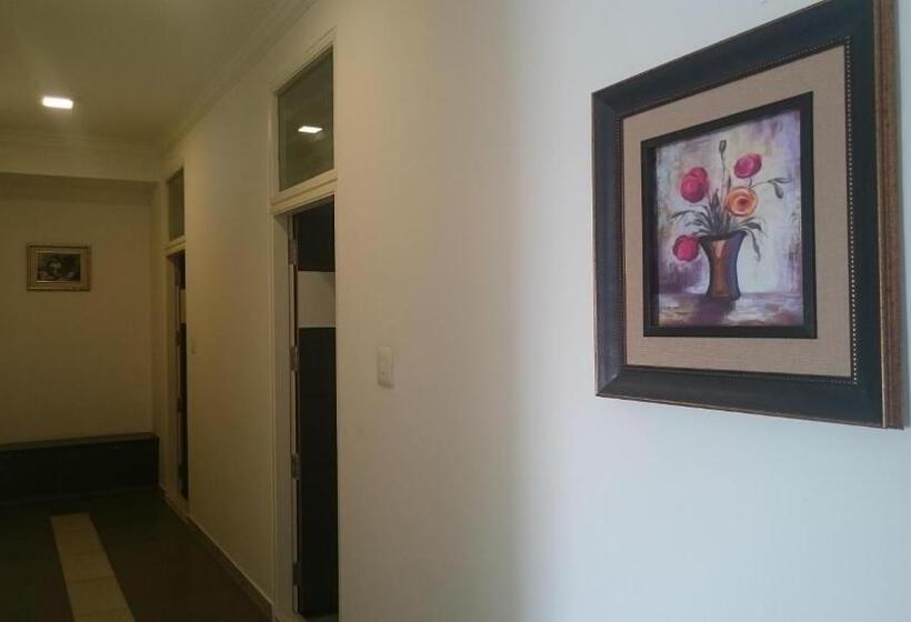 Fotos del hotel Sap Golden Grande Electronic City:  7