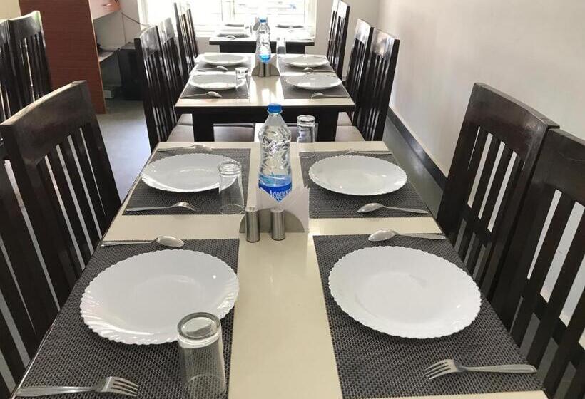 Fotos del hotel Sap Golden Grande Electronic City:  13