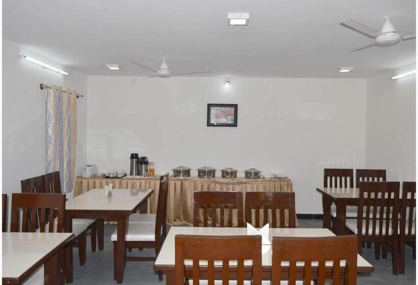 Fotos del hotel Sap Golden Grande Electronic City:  10