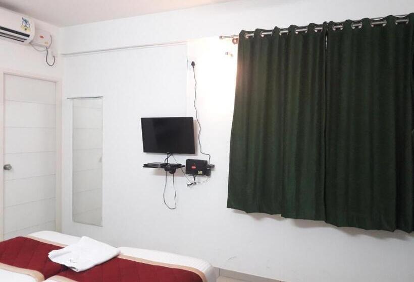 Fotos del hotel Sap Golden Grande Electronic City:  17