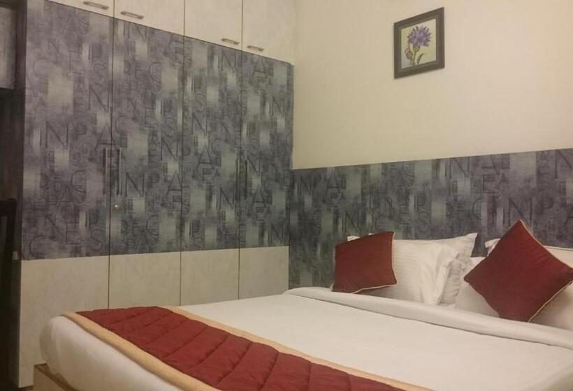 Fotos del hotel Sap Golden Grande Electronic City:  2