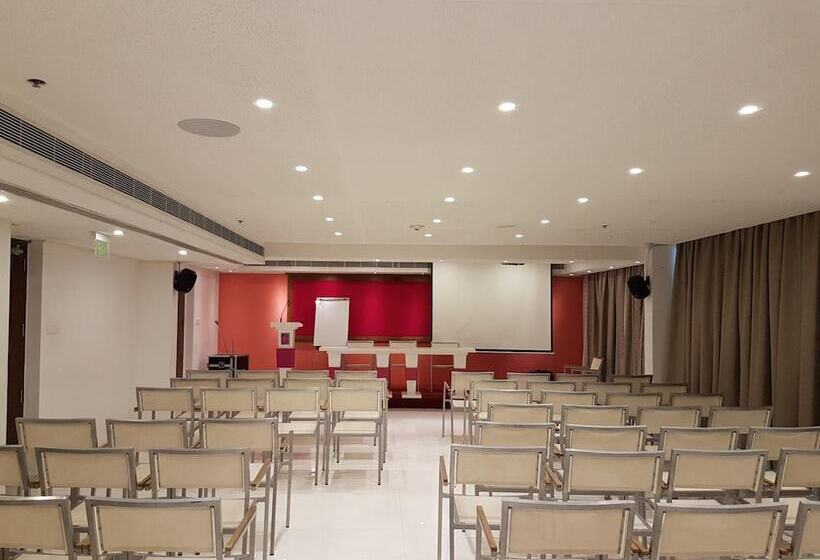 Fotos del hotel The Blooms Cochin:  8