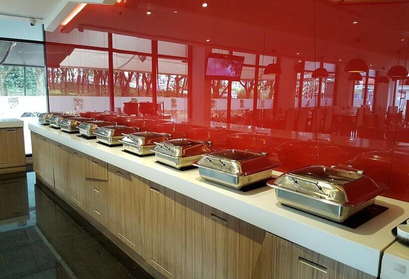 Fotos del hotel The Blooms Cochin:  15