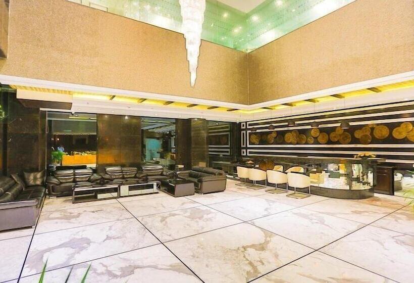 Fotos del hotel Ranjee S:  6